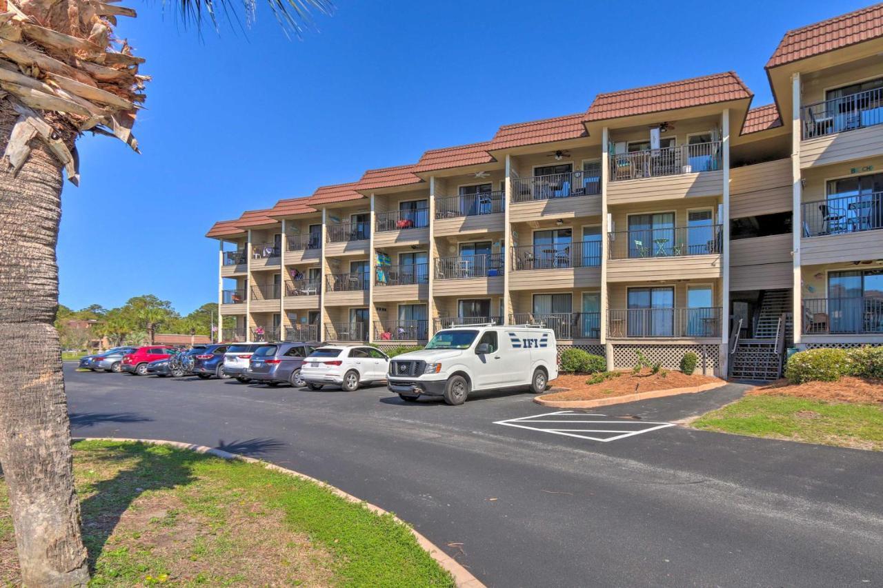 Hilton Head Beach Condo With Resort-Style Pool! Hilton Head Island Bagian luar foto